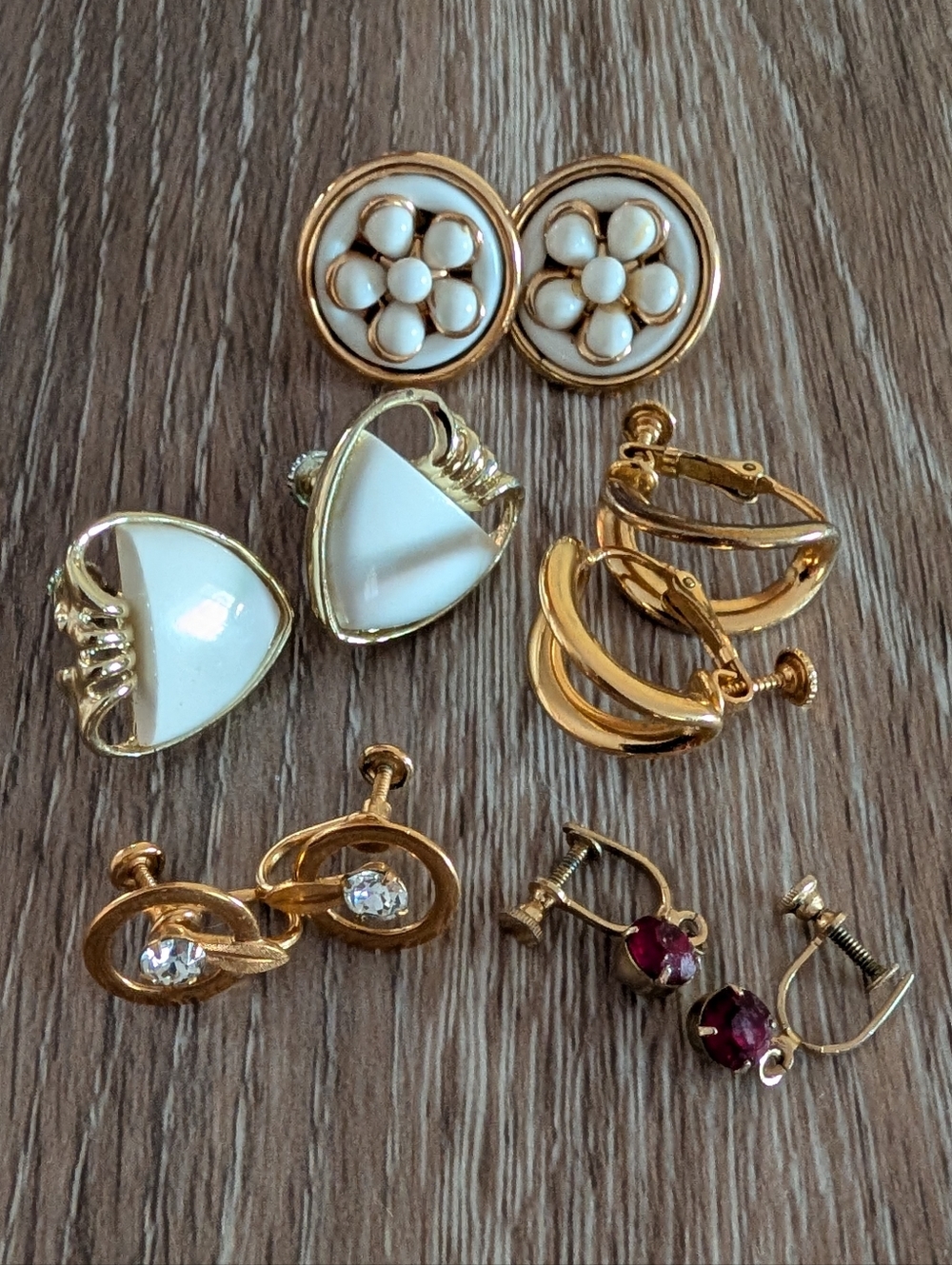 Vintage Van Dell & Napier Screw Back Earrings With Additional 3 Pair - Picture 2 of 11